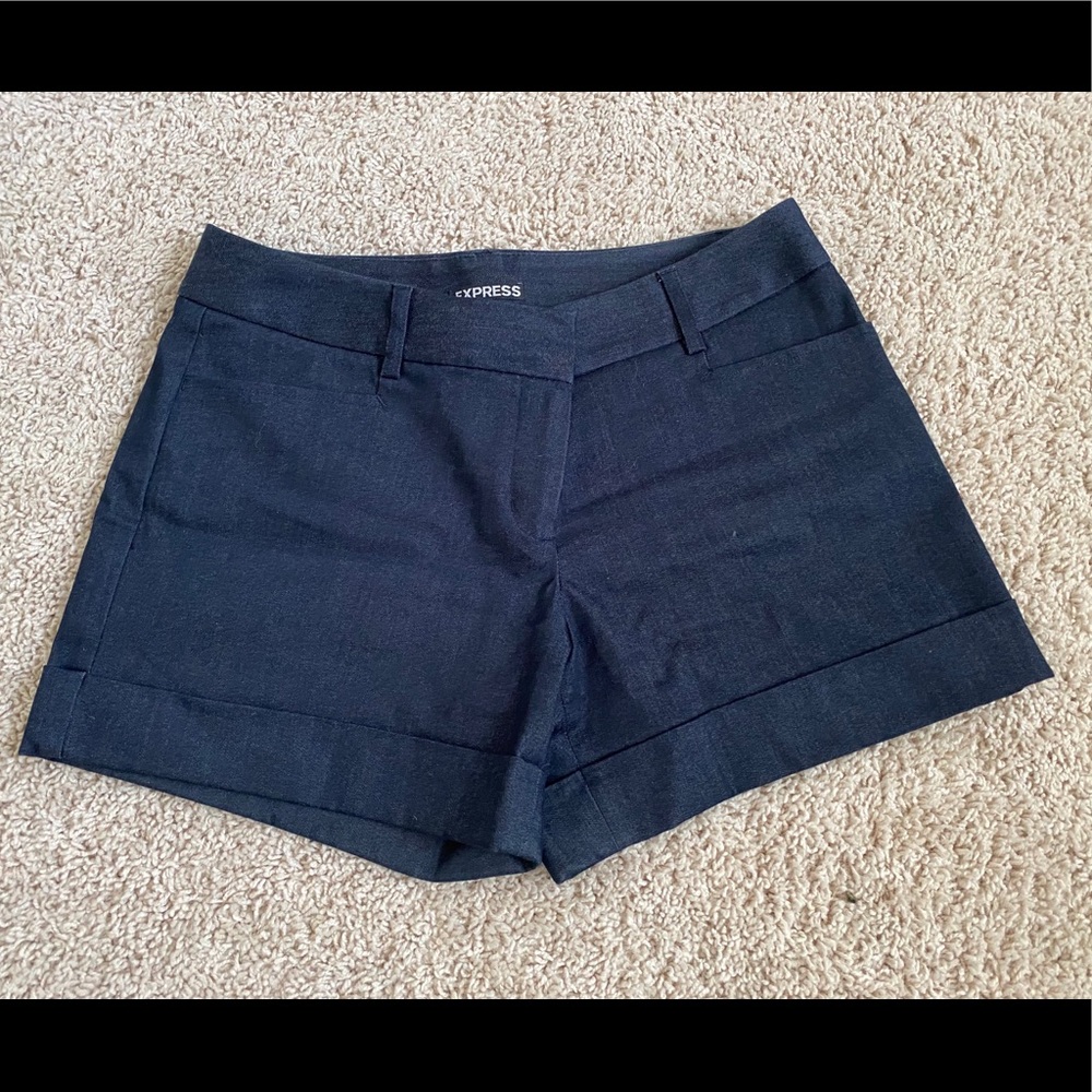 Express dark jean 4 1/2” shorts - size 4